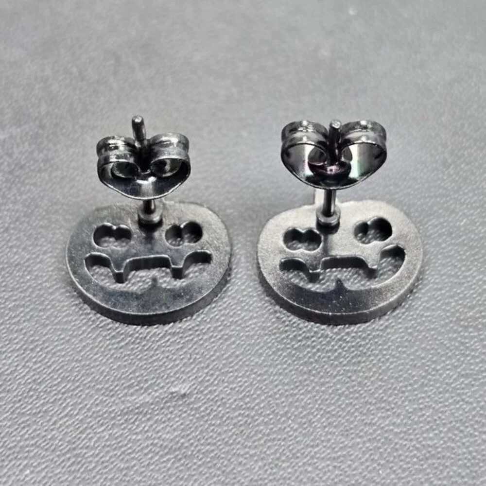 🎃 Black Jack-o'-lantern Earrings‎ (NWOT)